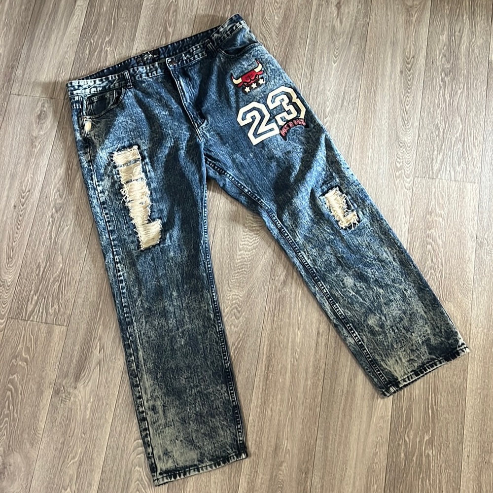 Diamond Stash NBA Chicago Bulls Michael Jordan theme jeans men’s sz 42